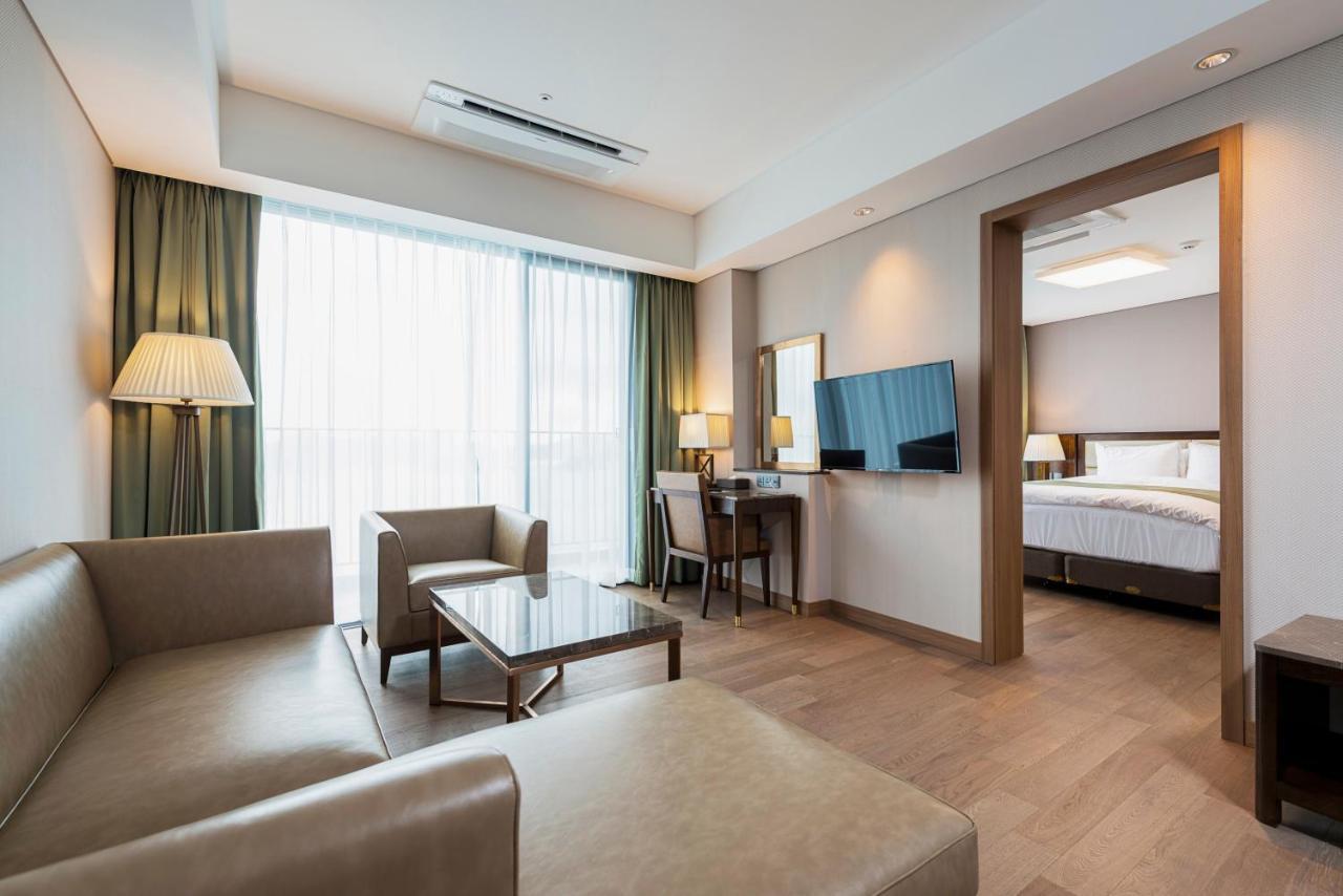 Stanford Hotel&Resort Tongyeong Værelse billede