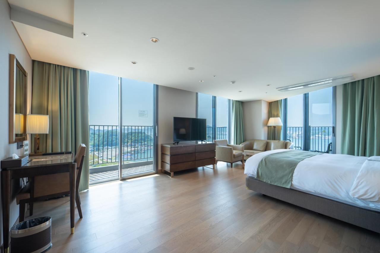 Stanford Hotel&Resort Tongyeong Værelse billede