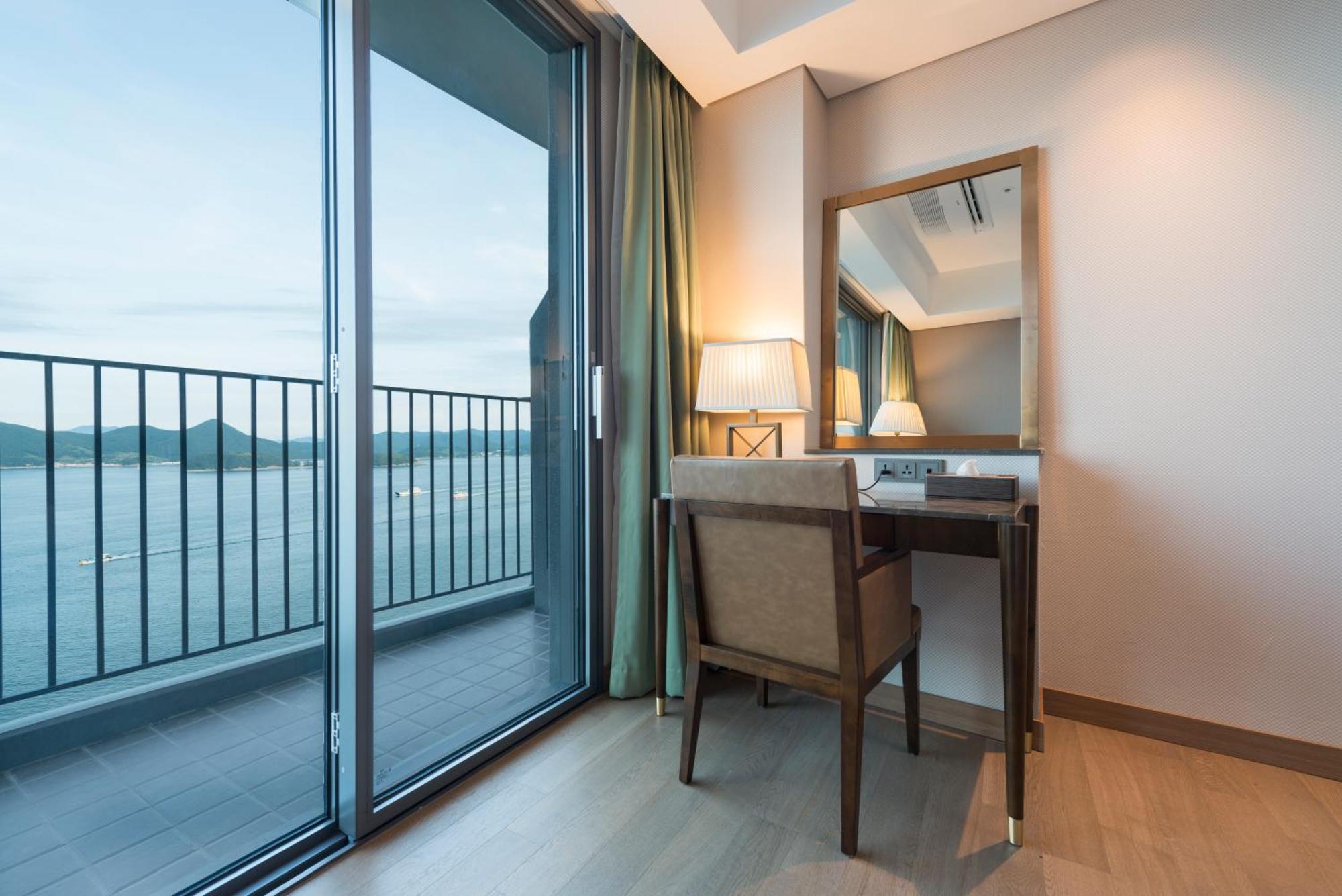 Stanford Hotel&Resort Tongyeong Værelse billede