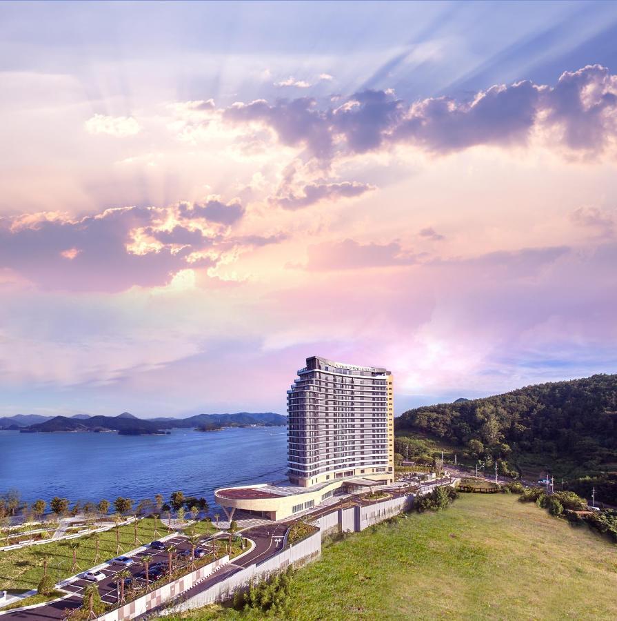 Stanford Hotel&Resort Tongyeong Eksteriør billede